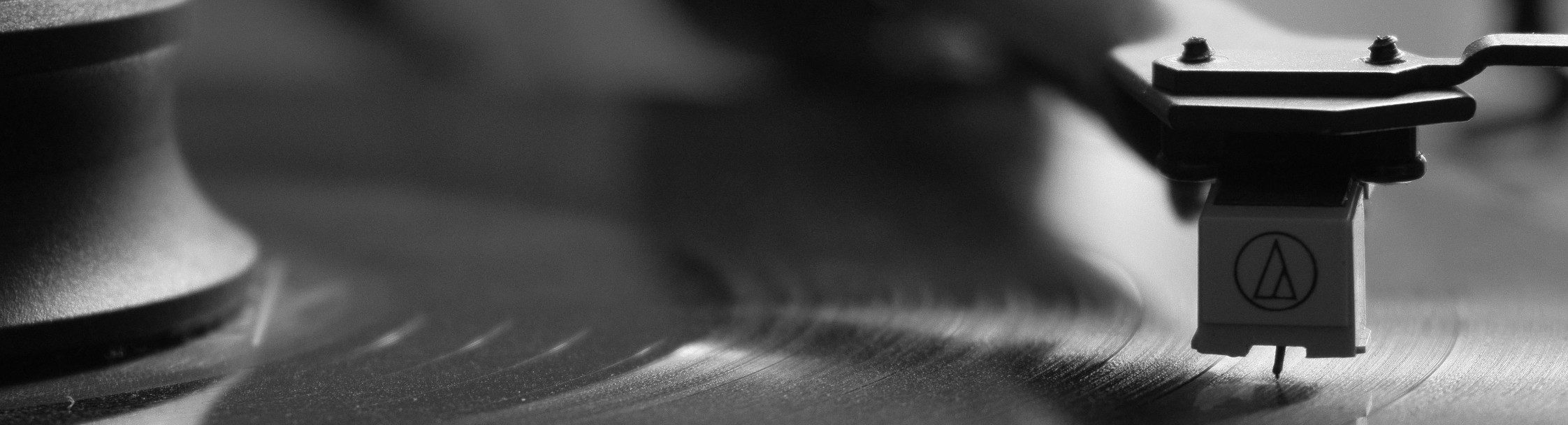 Магазин виниловых пластинок